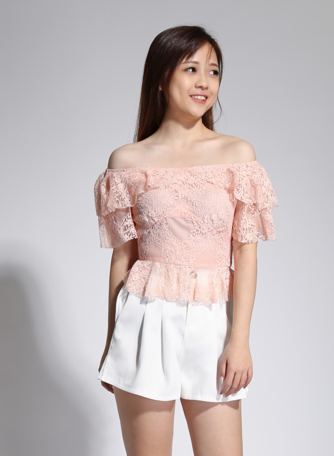 Off Shoulder Ruffles Lace Top 20349