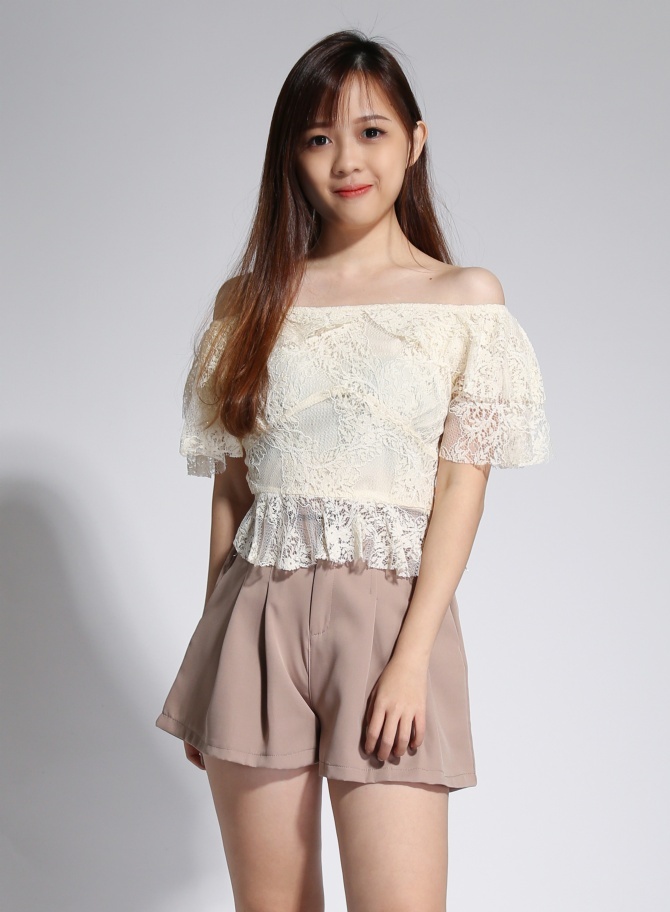 Off Shoulder Ruffles Lace Top 20349