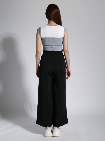 Two Tone Sleeveless Top 23350