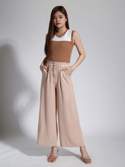 Two Tone Sleeveless Top 23350