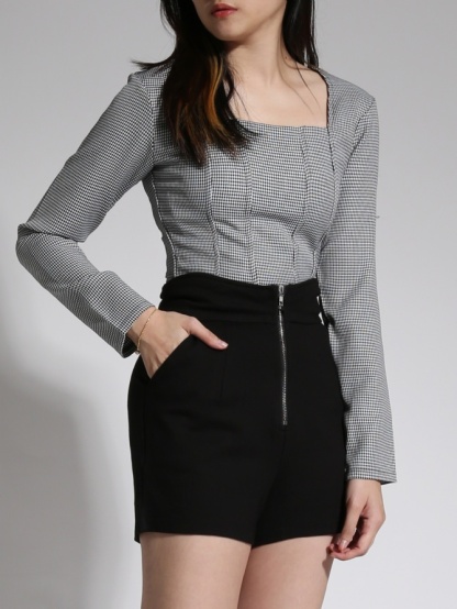 High Waist Front Zip Short Pants 21415