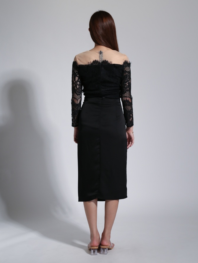 Lace With Net Back Zip Long Sleeve Top 23204