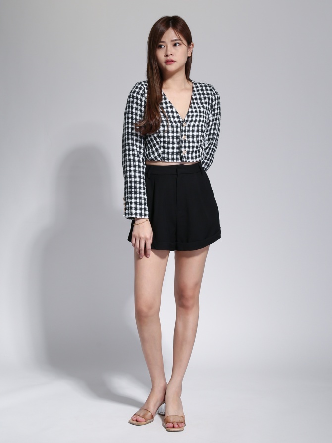Checker V Neck Front Button Long Sleeve Top With Plain Short Pants Set 23080