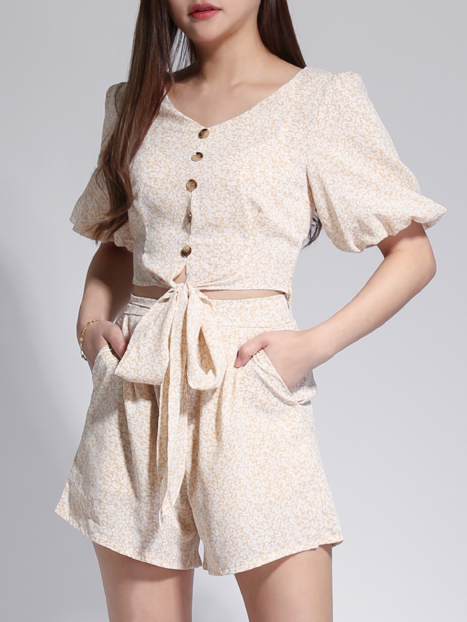 Puff Sleeve Tie Up Top With Short Pants Set 23062