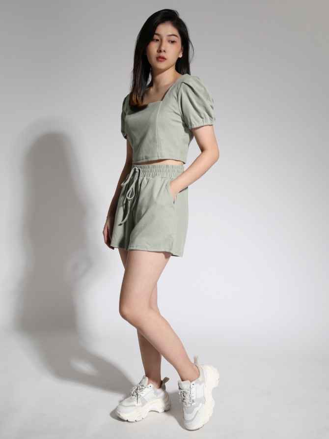 Square Neck Puff Sleeve Top 21517