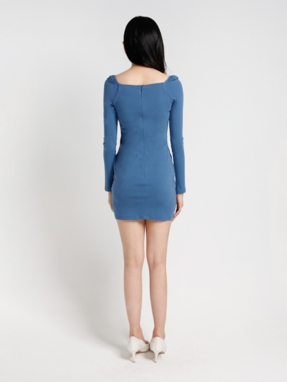 Sweetheart Neckline Long Sleeve Dress 20683