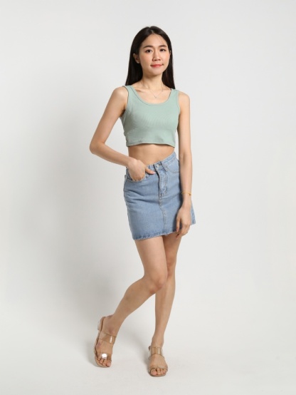 Sleeveless Crop Top 23379