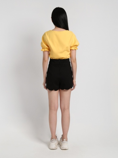 Square Neck With Pleated Short Sleeve Top 18113