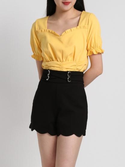 Square Neck With Pleated Short Sleeve Top 18113