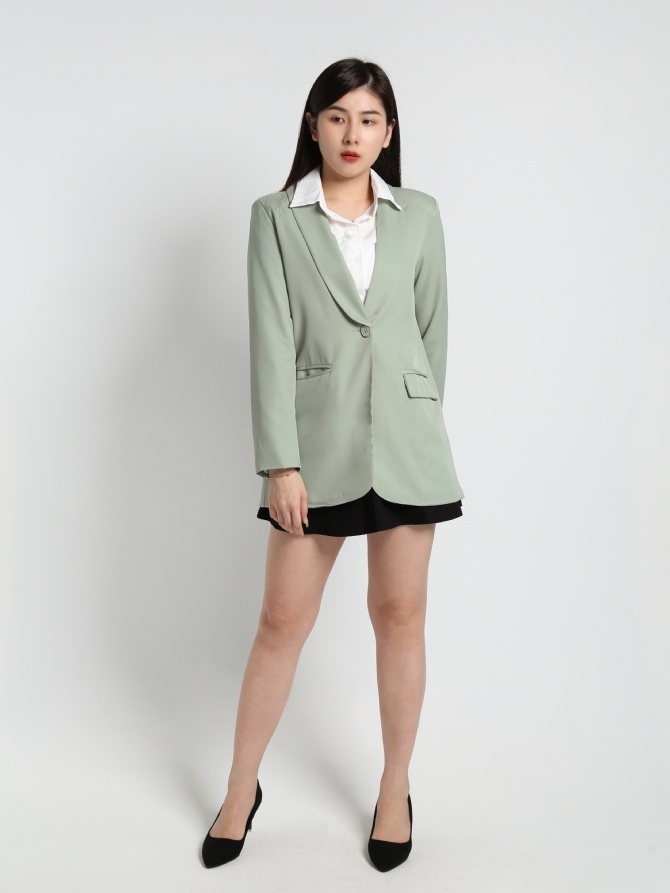 Collared Long Sleeve Front Buttton Blazer 17923