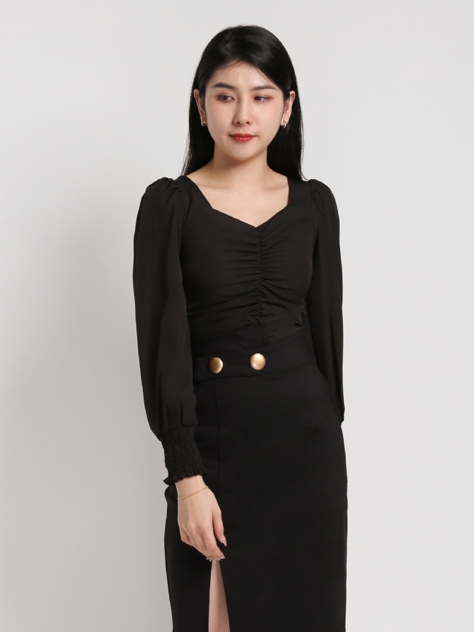 Square Neck Long Sleeve Elastic Crop Top 18229