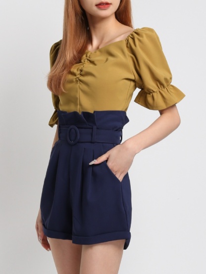 Short Sleeve Elastic Cased Cuff Top With Belt Pleated Short Pant Set 22662