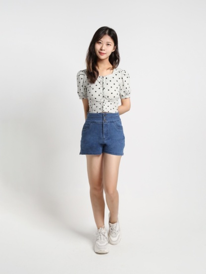 Polka Dot Square Neck With Decorative Pearl Top 16157