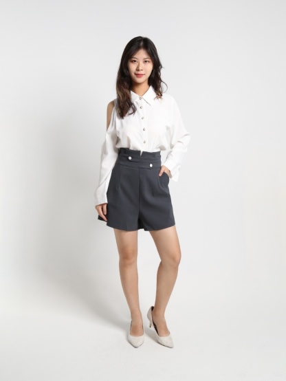 Collared Long Sleeve Cuff Front Button Top 18292