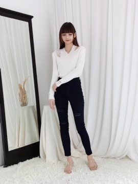 Knitted Shoulder Hole Top 24494