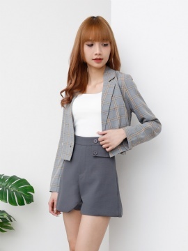 Back Zip Front Decorative Pocket Short Pant 24583