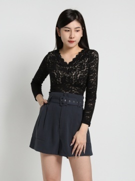 High Waist Pleated With Belt Short Pants 20640