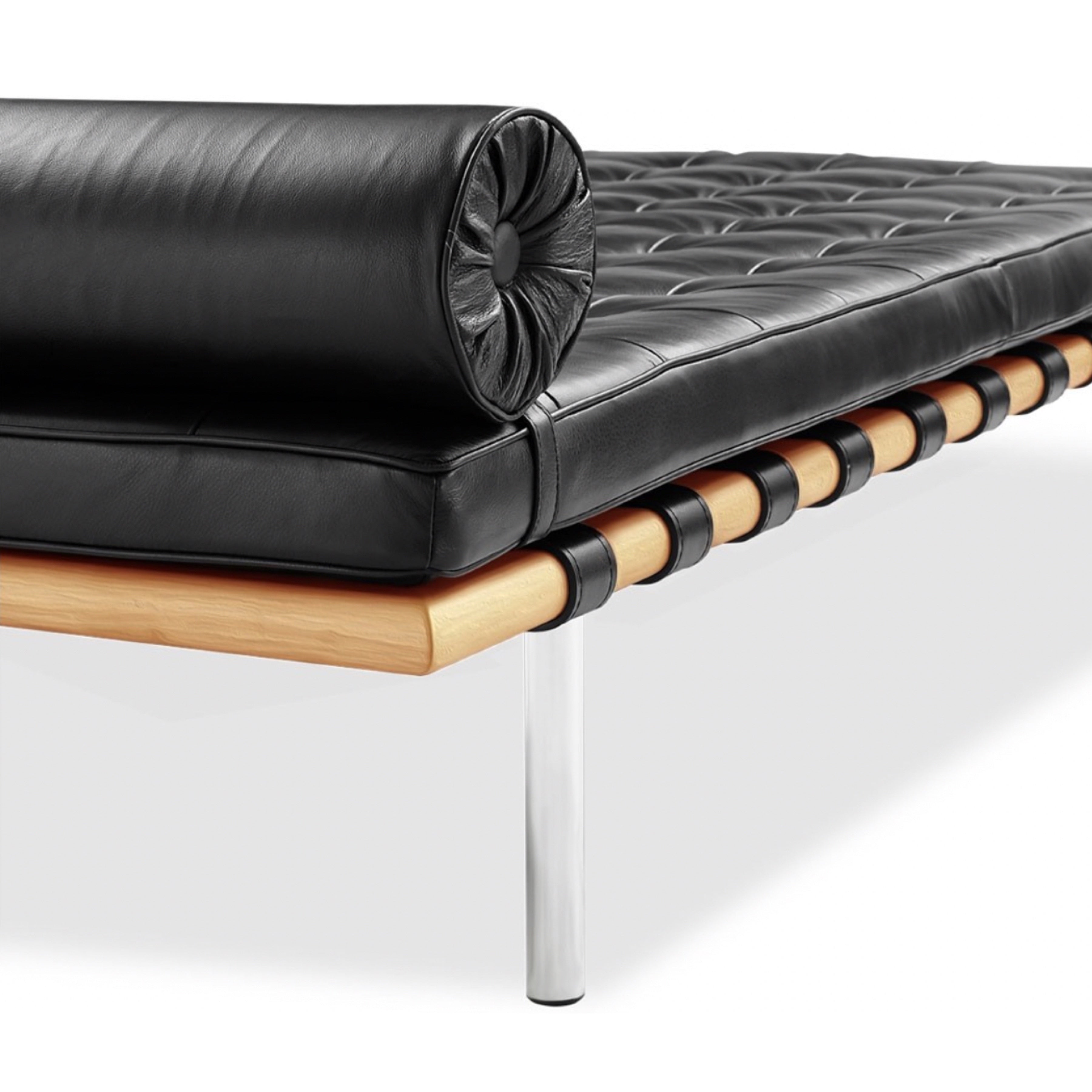 TR41002 Barcelona Style Day Bed