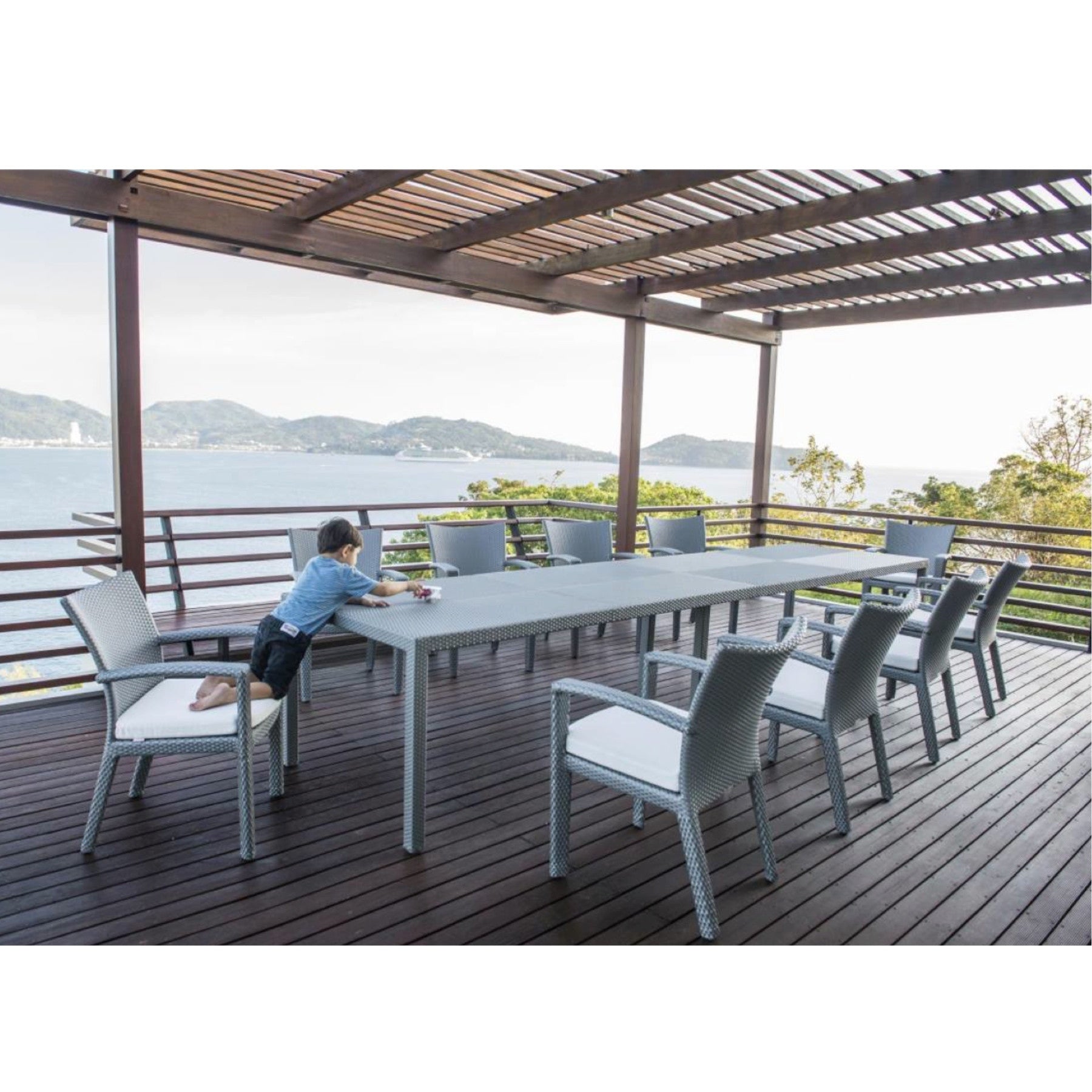 TRO04001 OHMM® Classics Outdoor Dining Furniture Collection