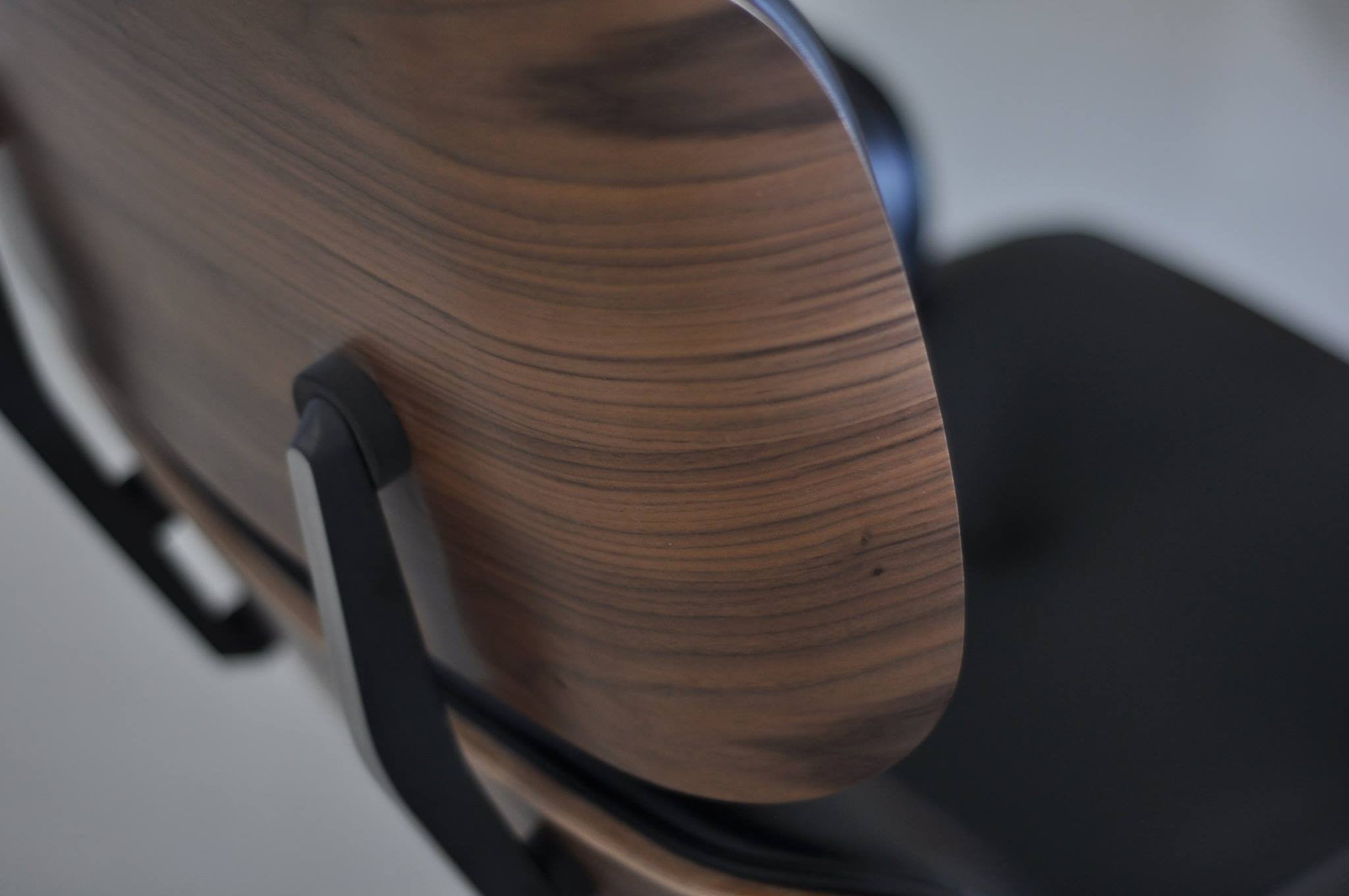 TR40006b  C-Eames Style Classic Lounge Chair & Ottoman