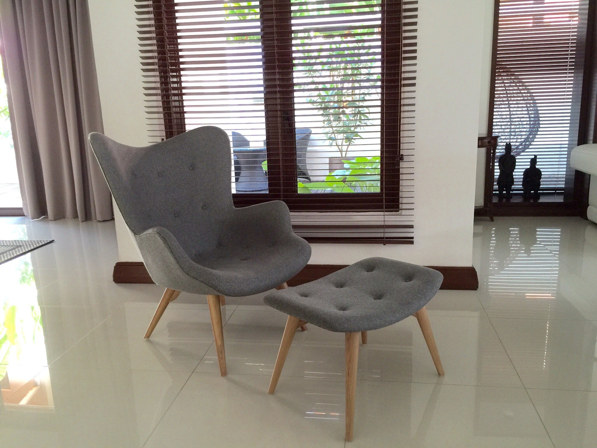 TR40005 Grant Featherston Style Lounge Chair and Ottoman