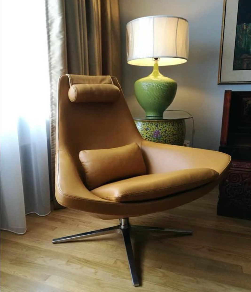 TR40051 Metropolitan Style Armchair