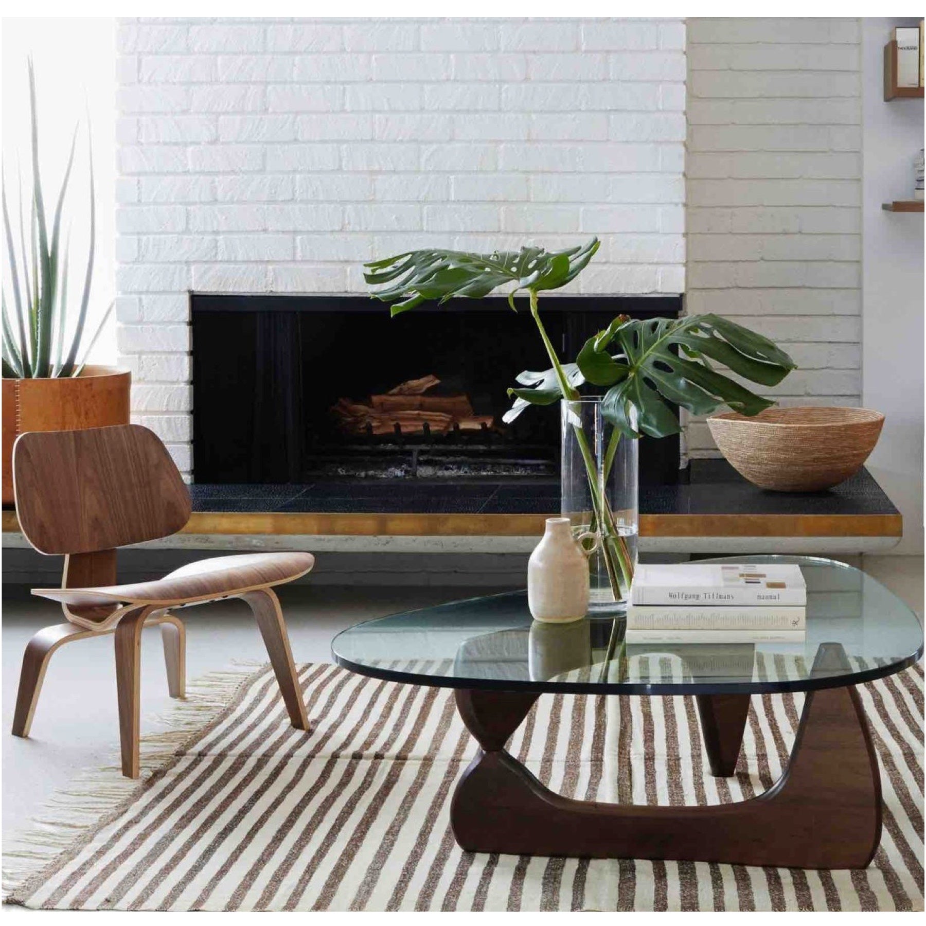 TR45013 Noguchi Style Coffee Table