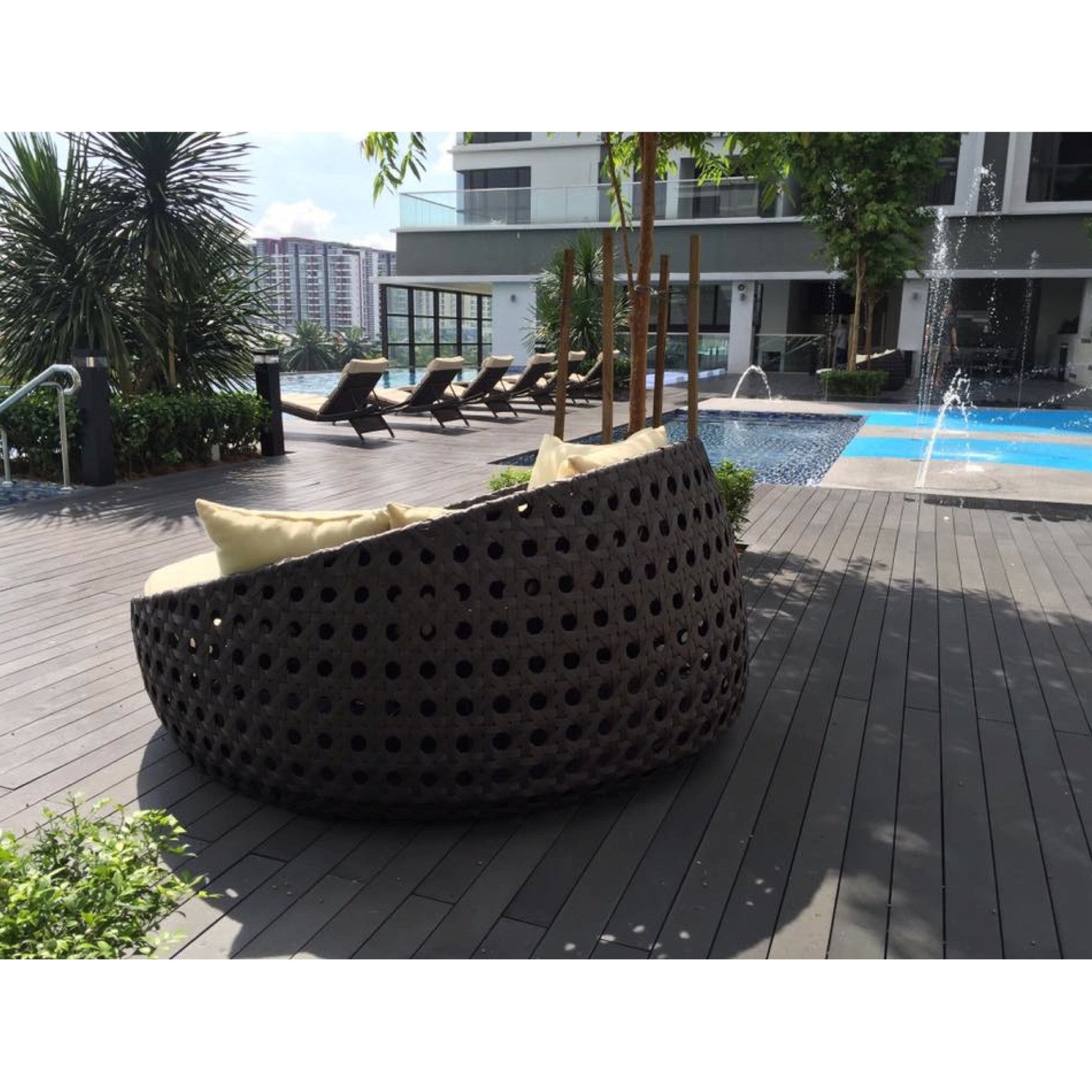 Z003 - Nova Saujana Residence