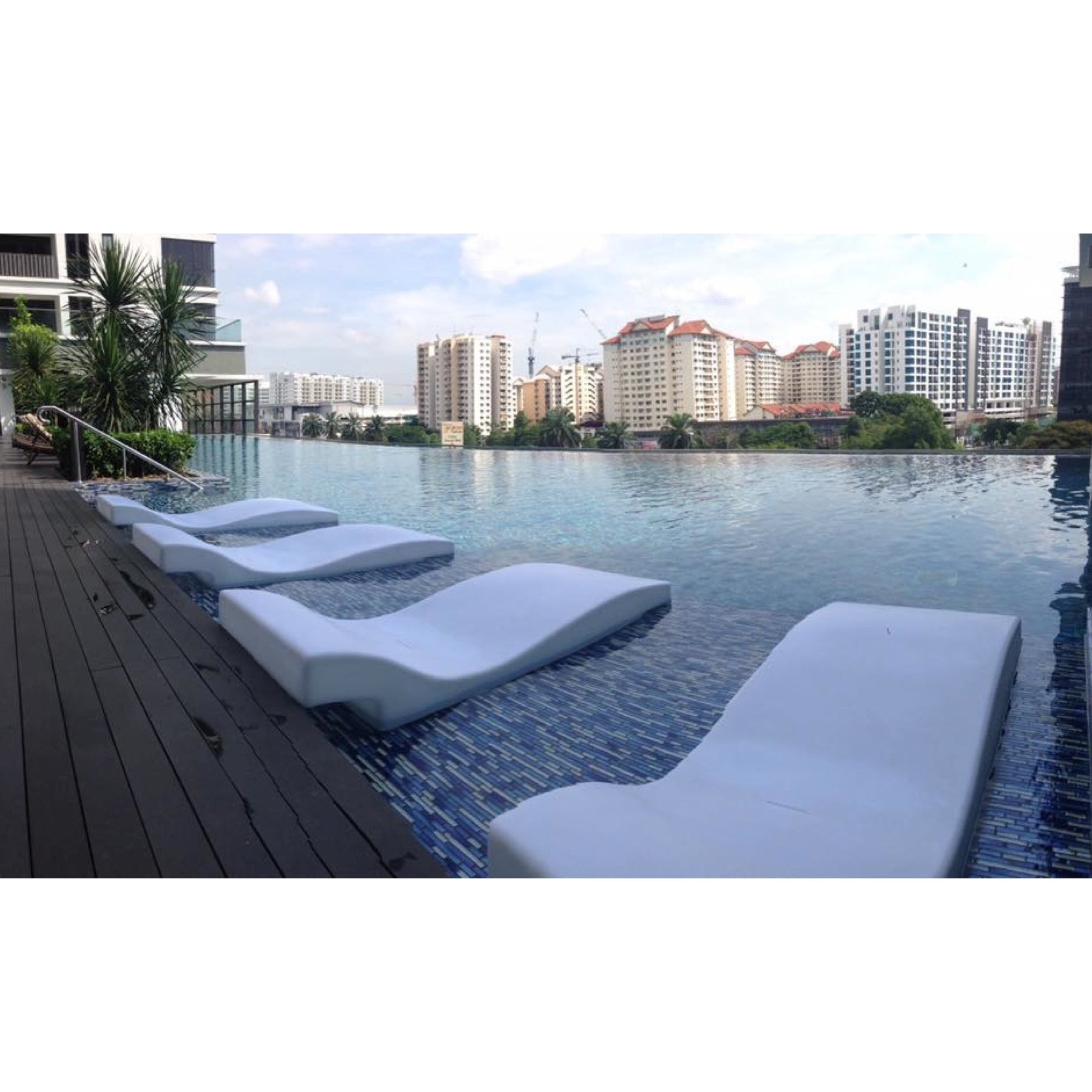 Z003 - Nova Saujana Residence