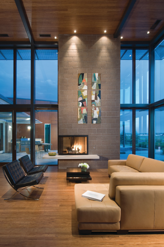 TR40011 Barcelona Chair and Ottoman