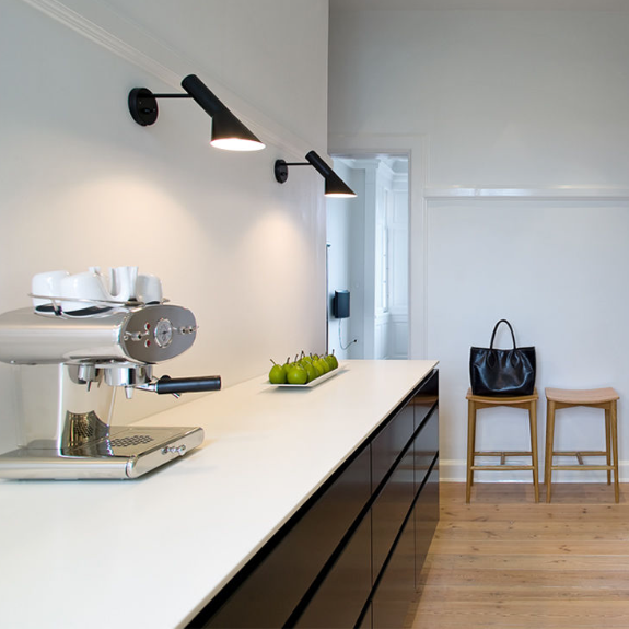 TR82010 Arne Jacobsen Style AJ Lamp