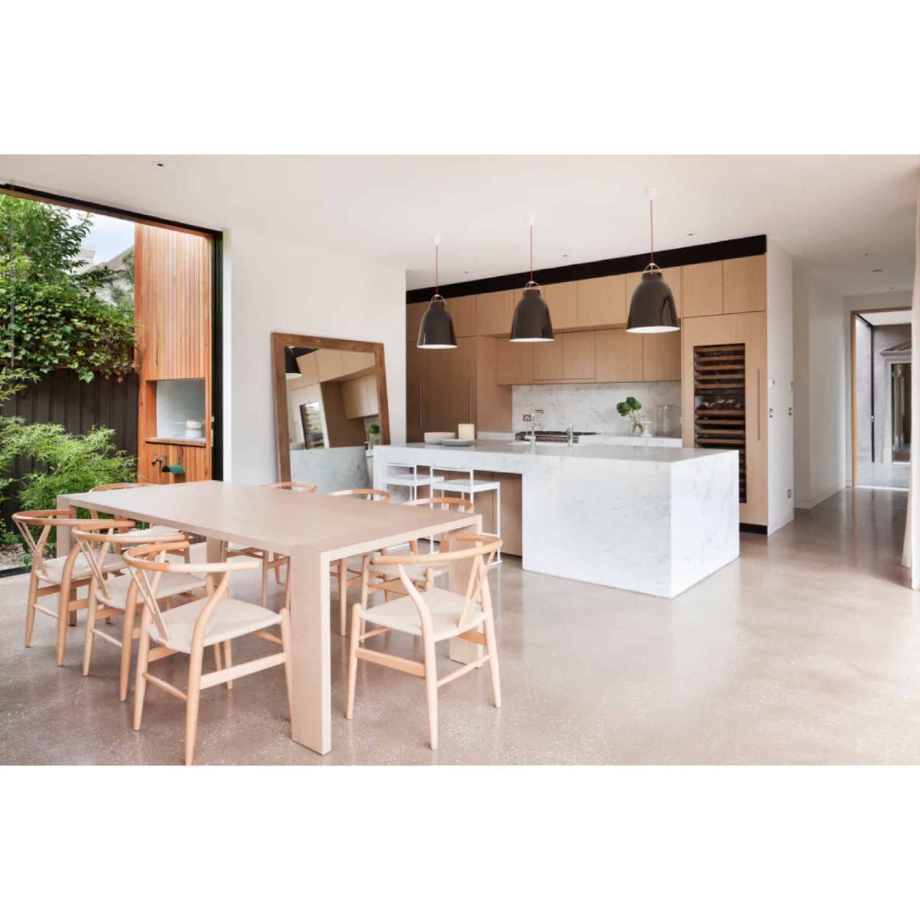 TR20005 Wishbone Chair