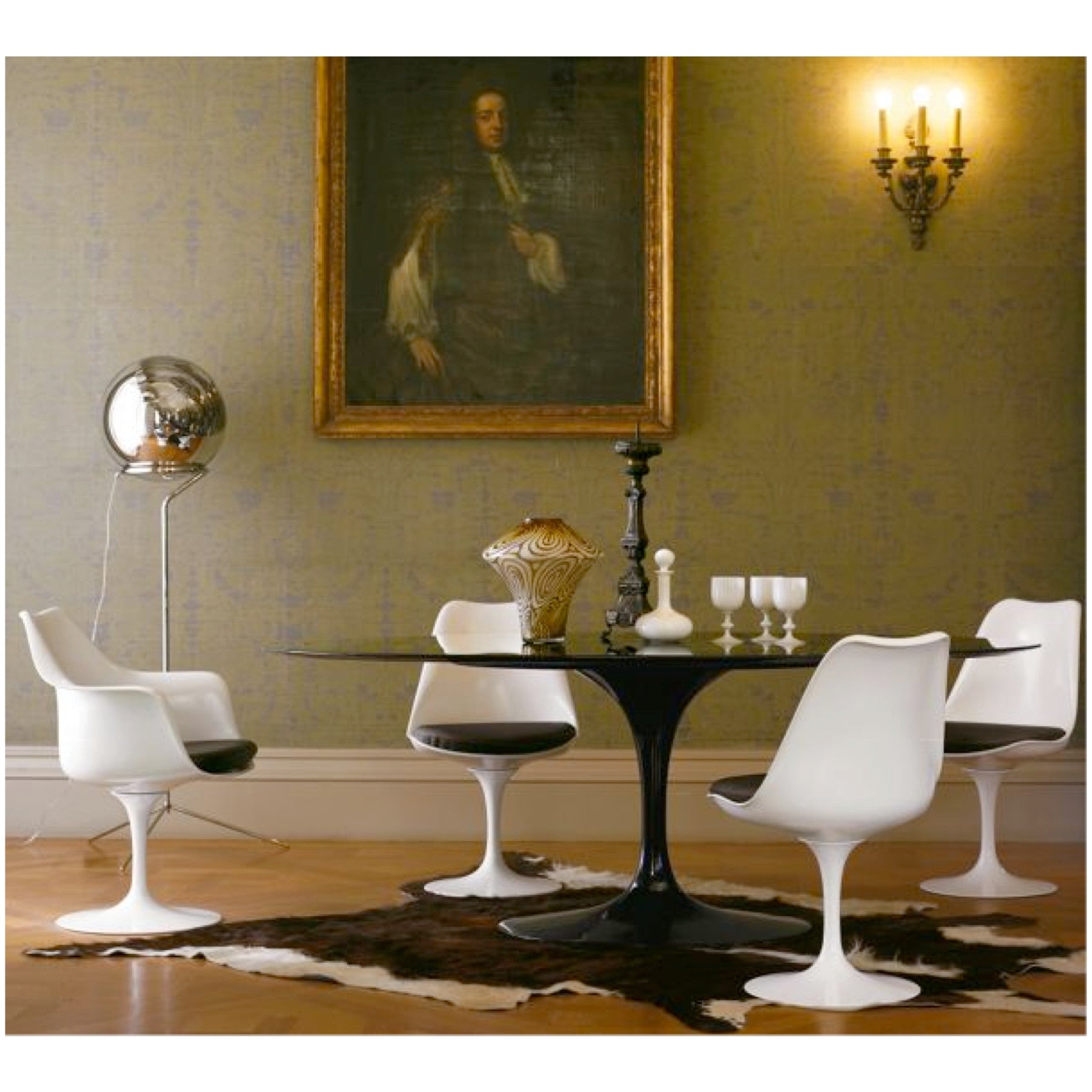 TR20024 Tulip Arm Chair