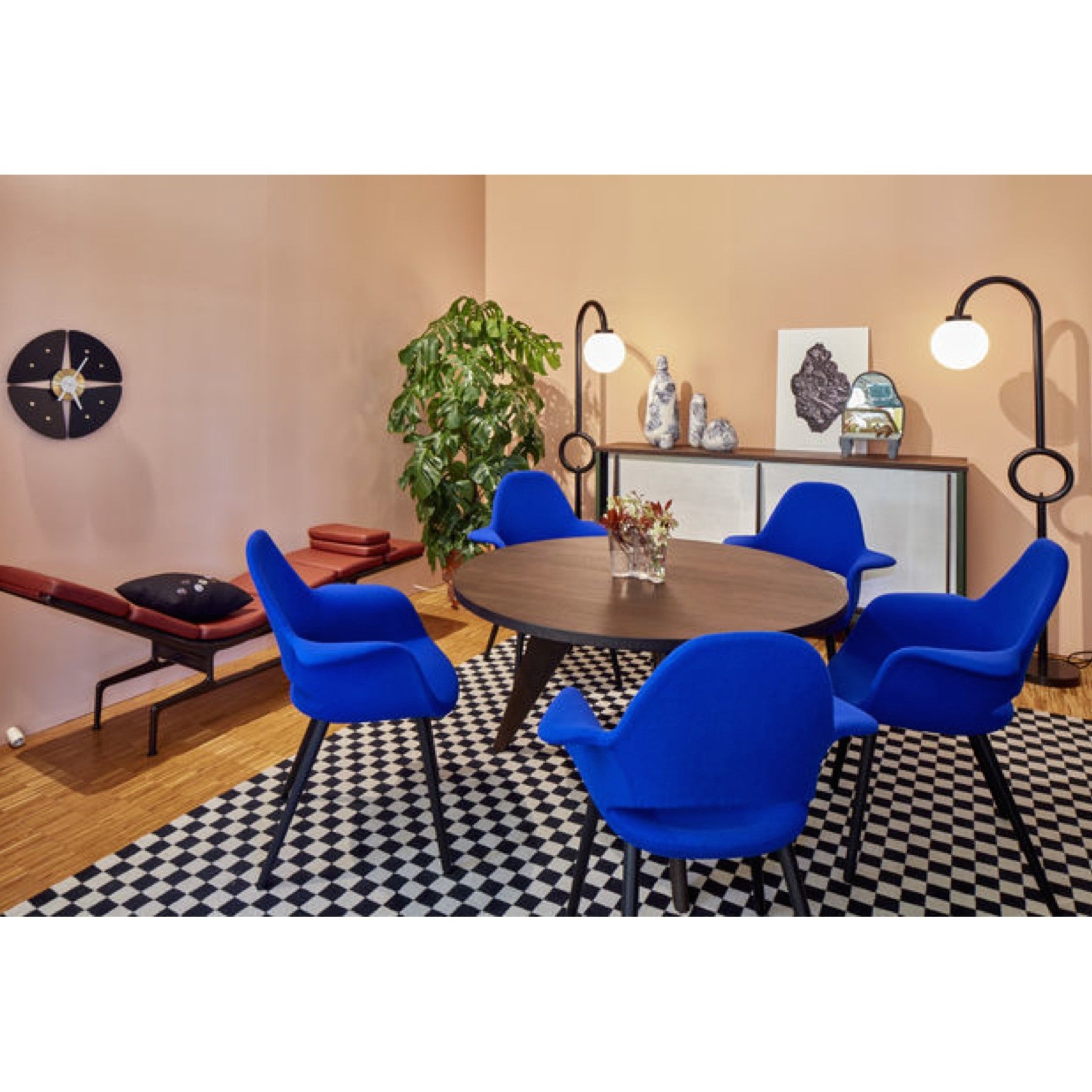 TR20027 Organic Chair