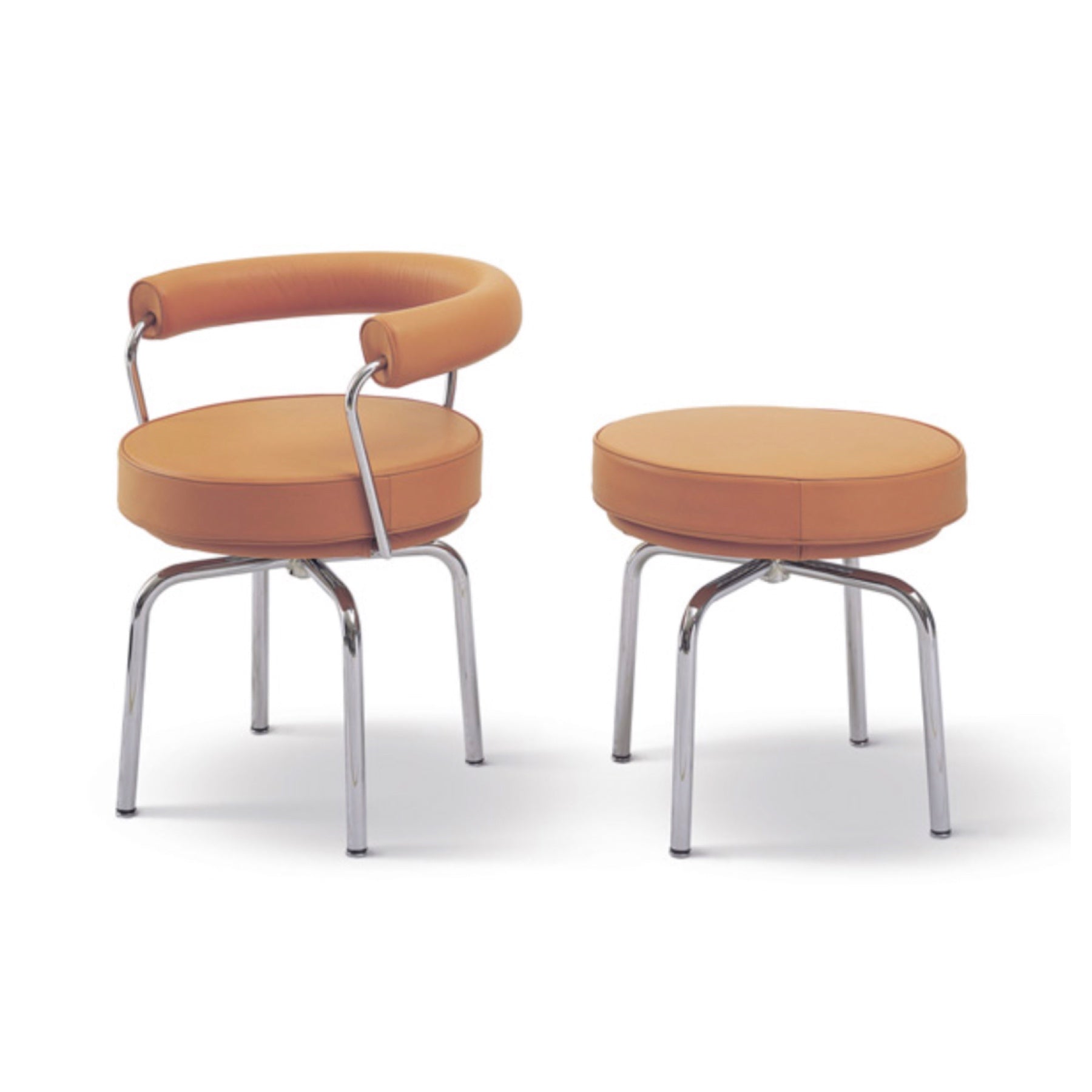 TR20034 LC7 Swivel Armchair