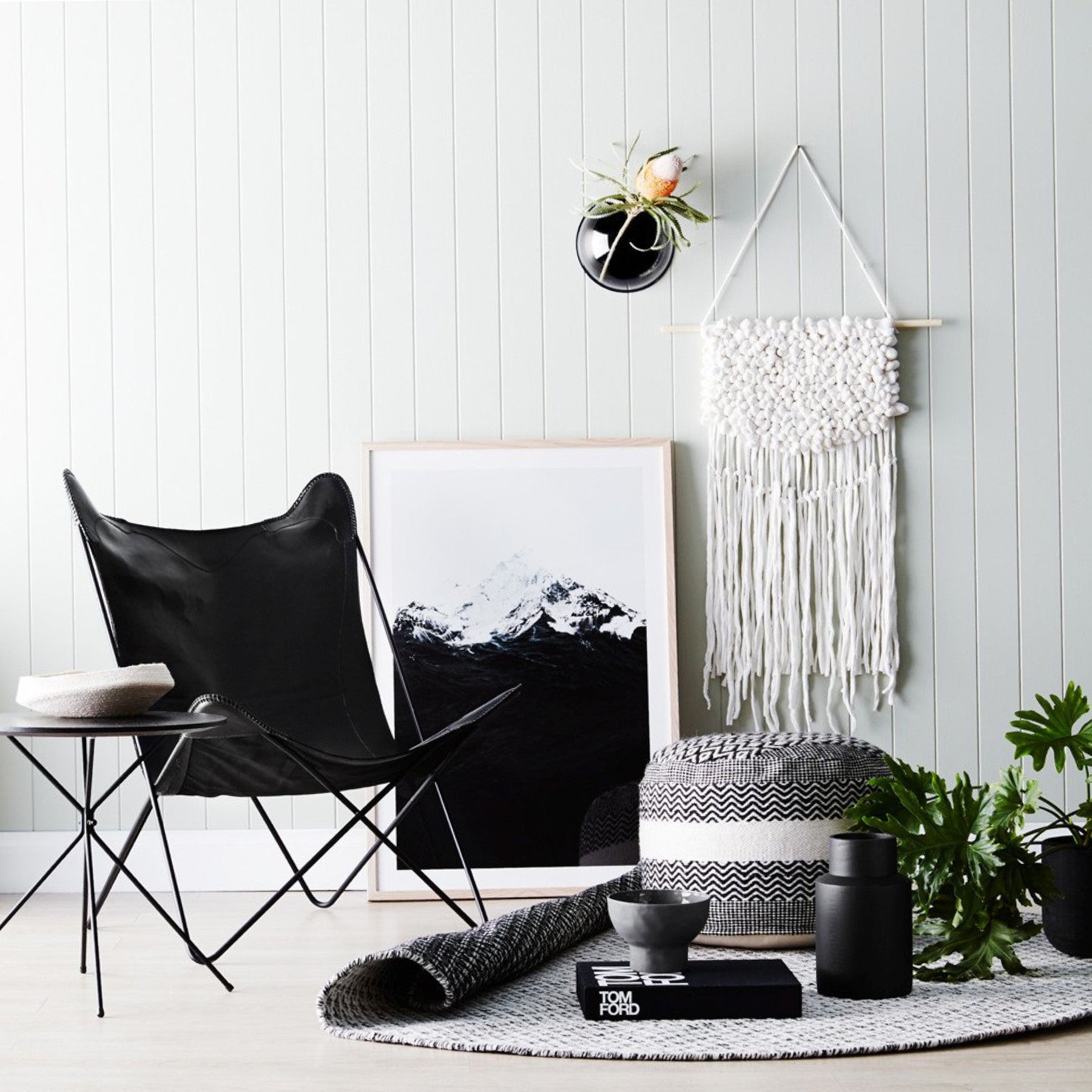 TR40048 Butterfly Chair