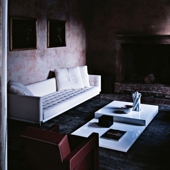 TR45037 243 Volage Style Sofa