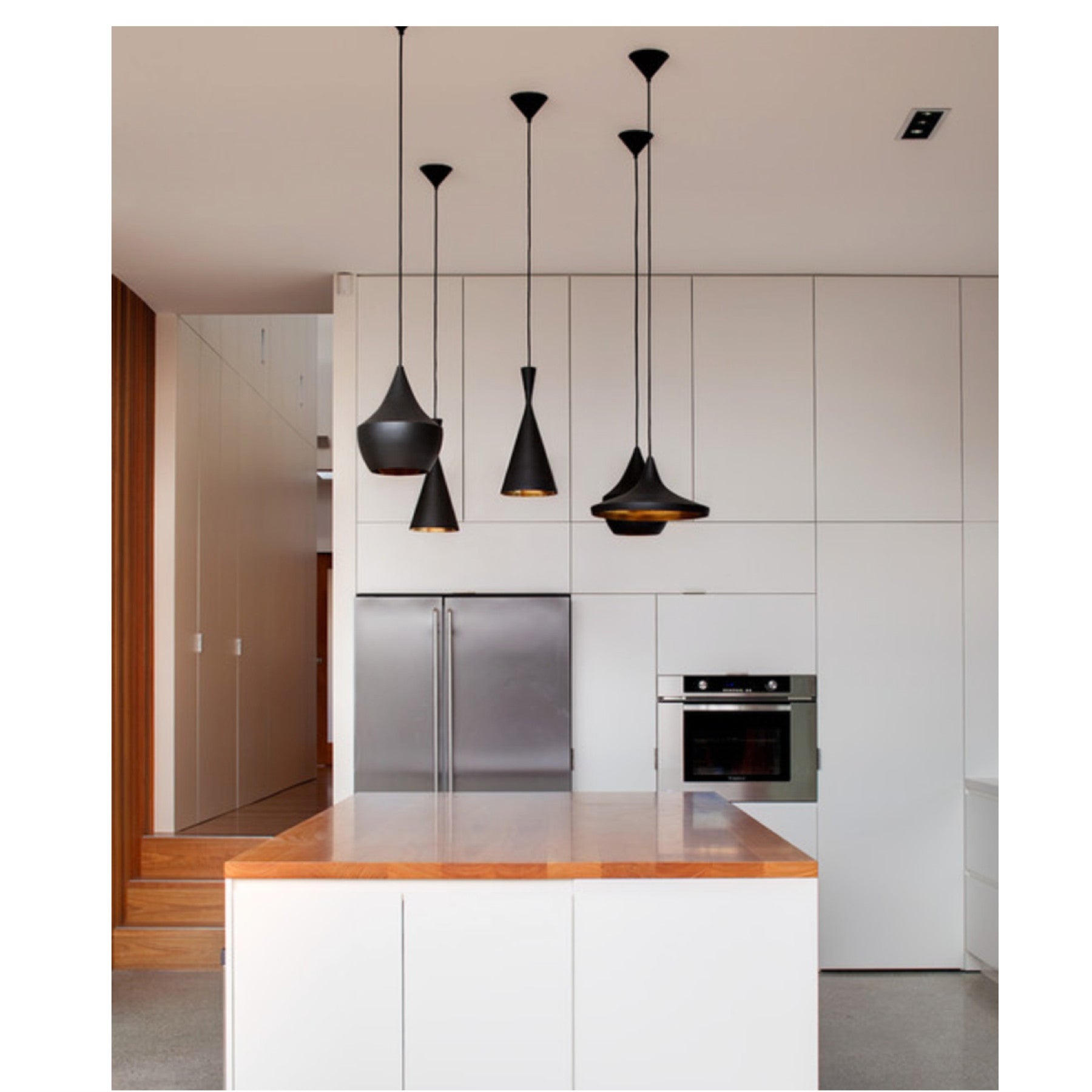 TR80023 TD Beat Shade style lamps