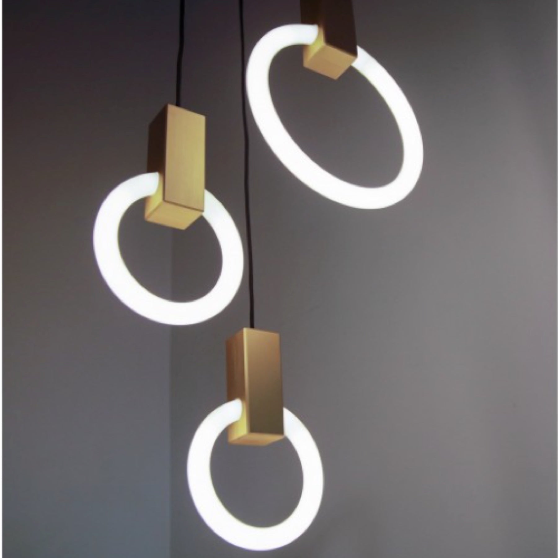TR80052 HALO-T9 Style Pendant Lamp