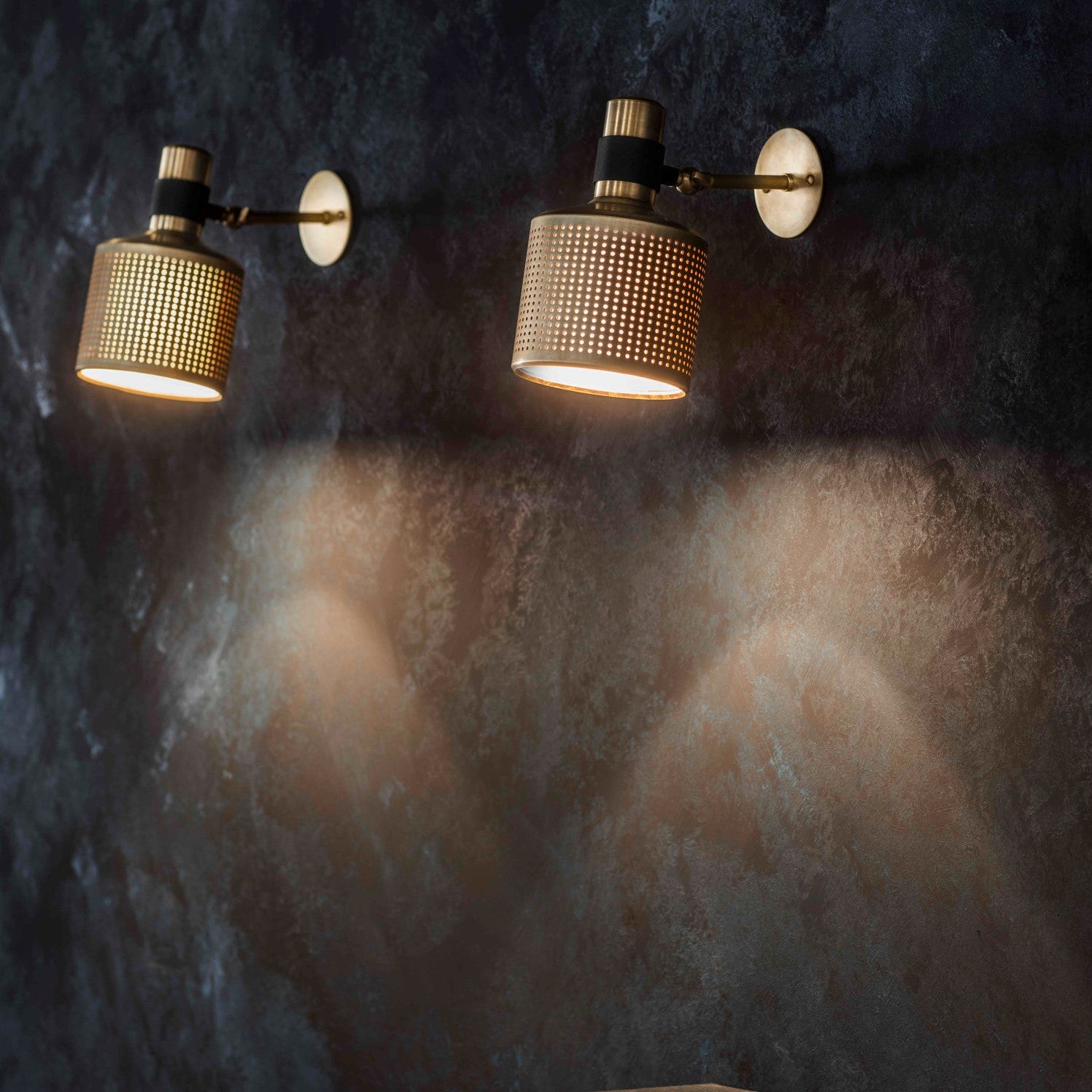 TR80143W Riddle Style Wall Lamps