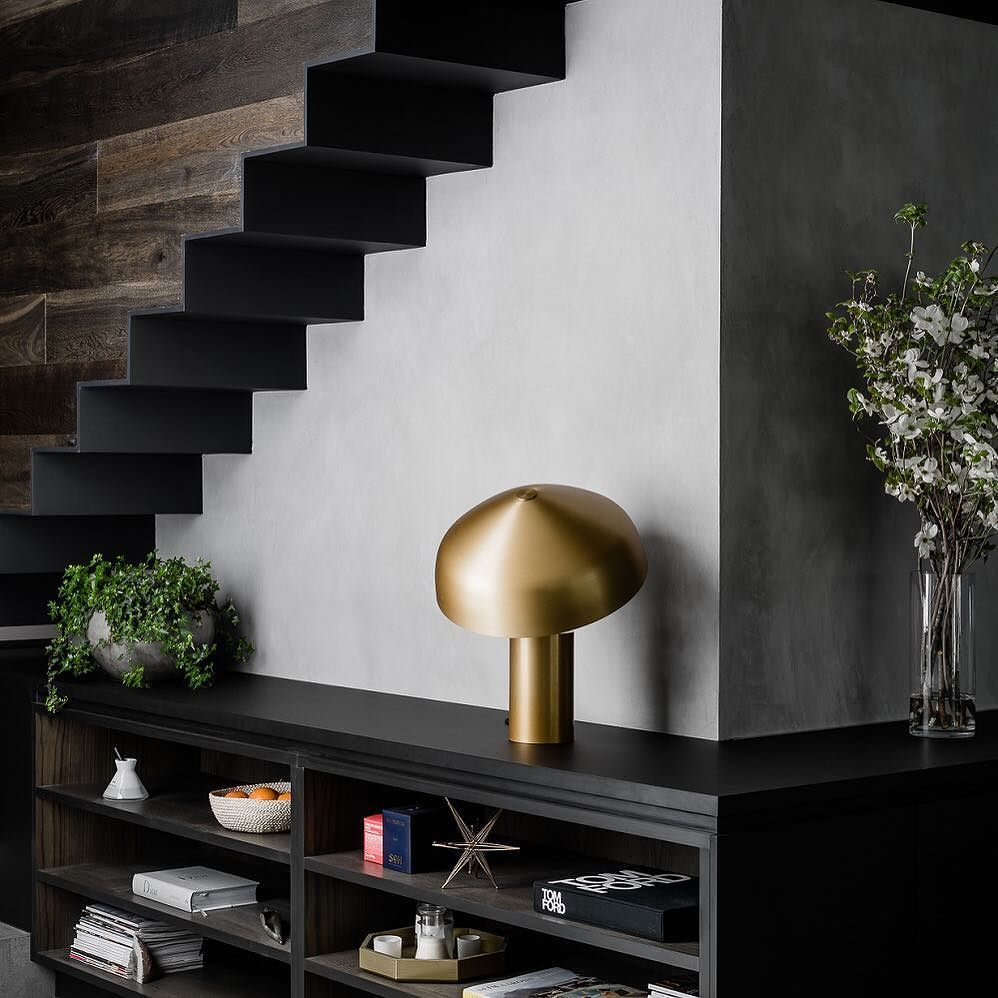 TR80238  Bora Table Lamp