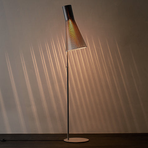 TR82002 Wooden Scandivanian Oyster Floor Lamp