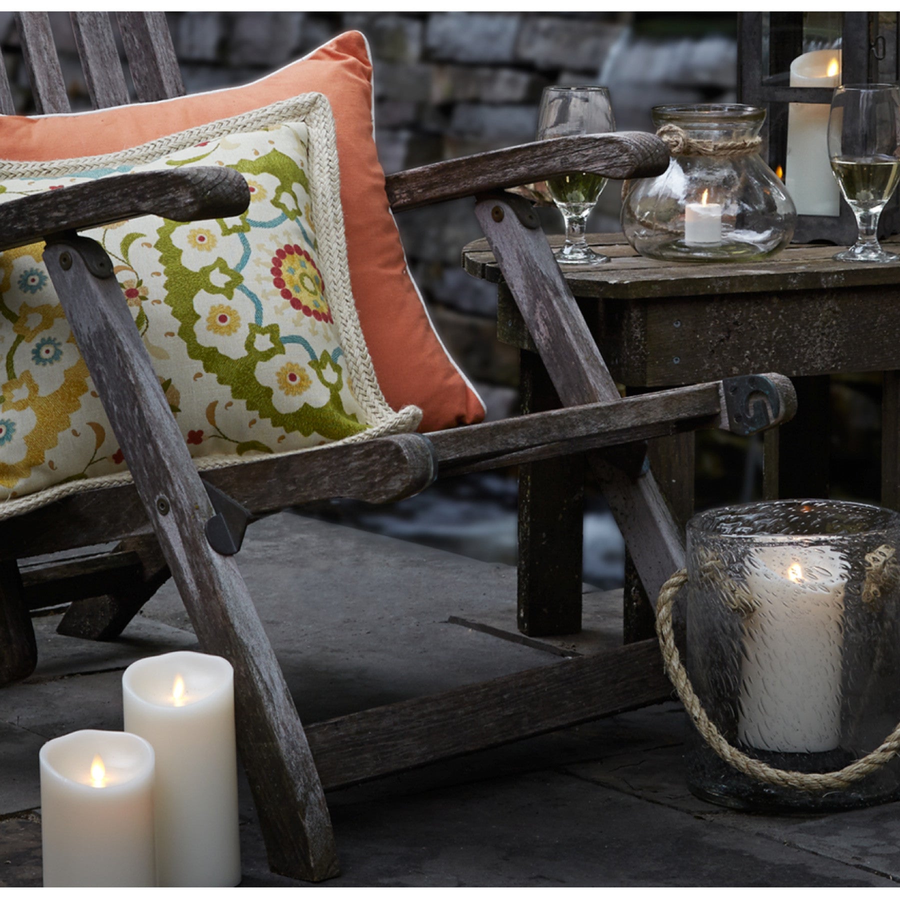 TR95002 Premium Real Flame Effect Set of 3 Candles with timer (3.5 inch diameter)and remote control