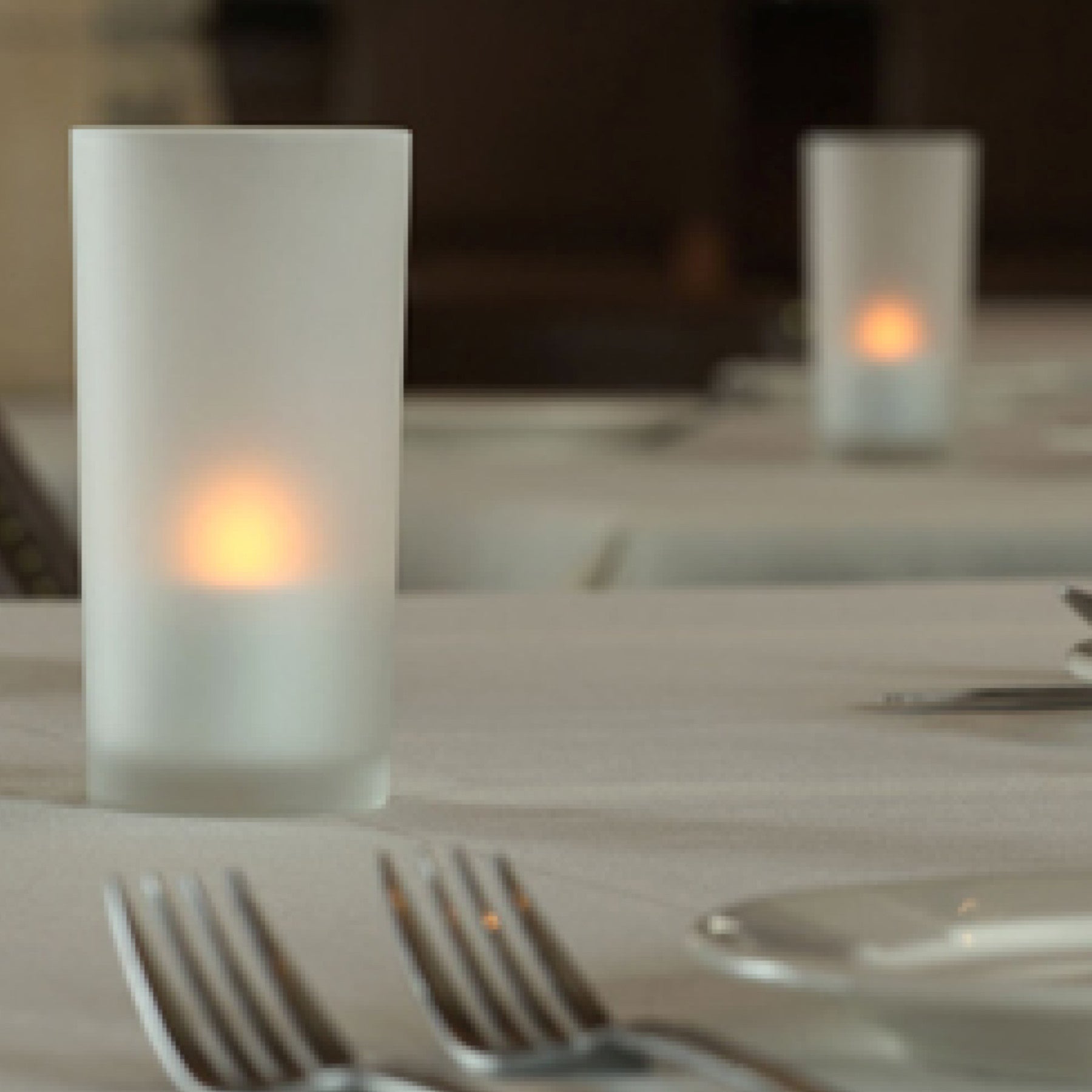 TR95100 Rechargeable Tea Light Set with remote control