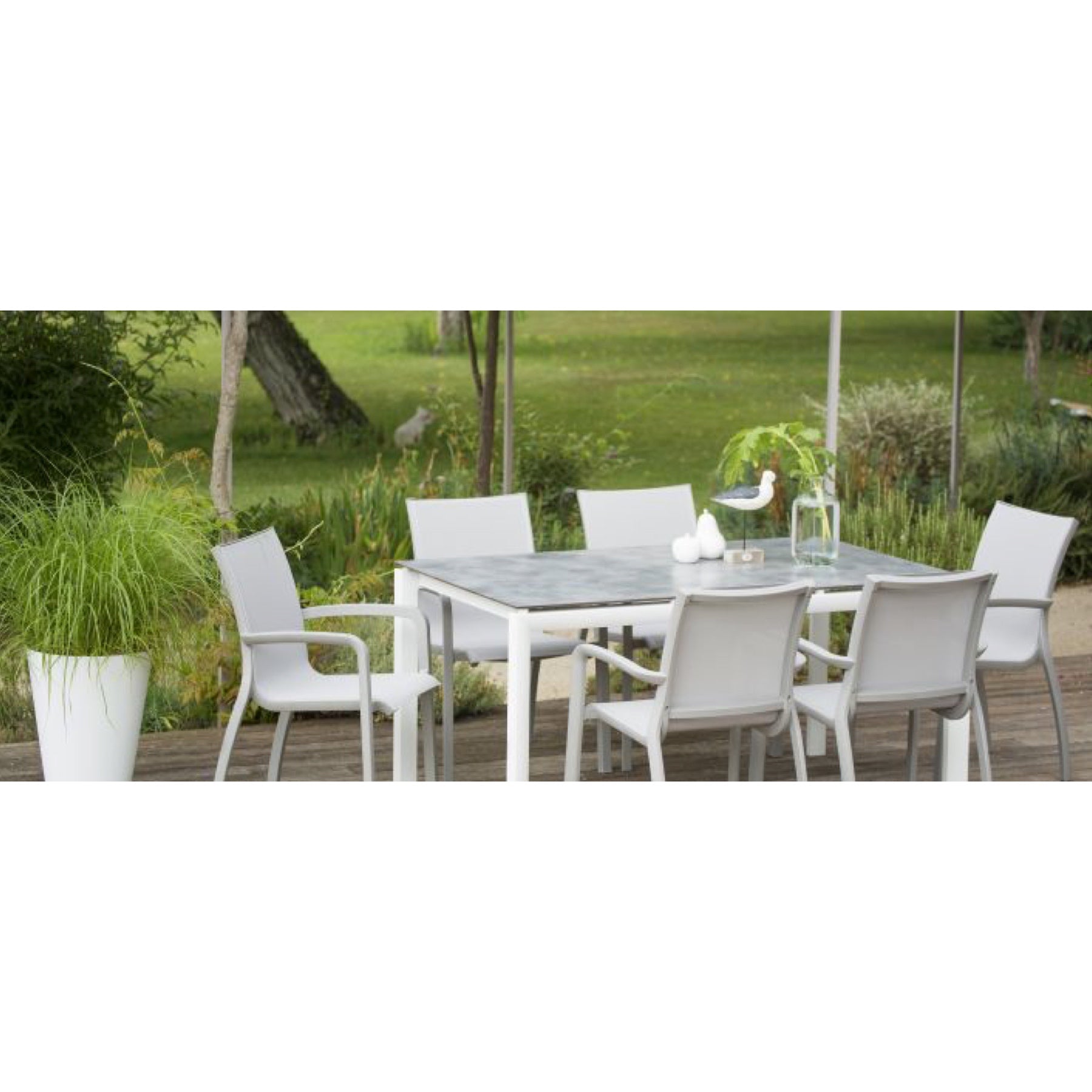 C-TRG10001 Grosfillex® Sunset Collections