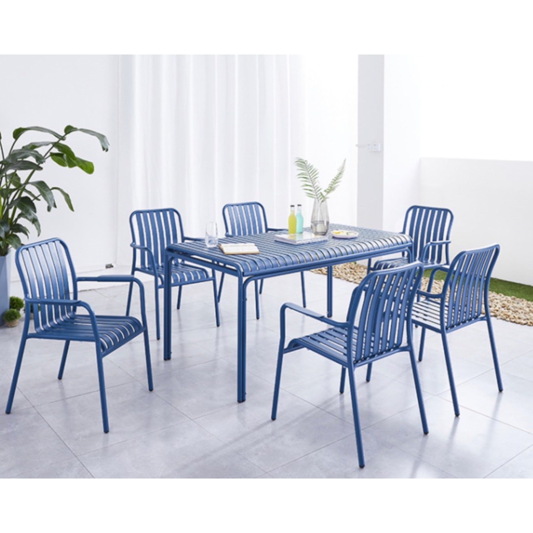 TR11019 Trasa Pallii Outdoor Dining