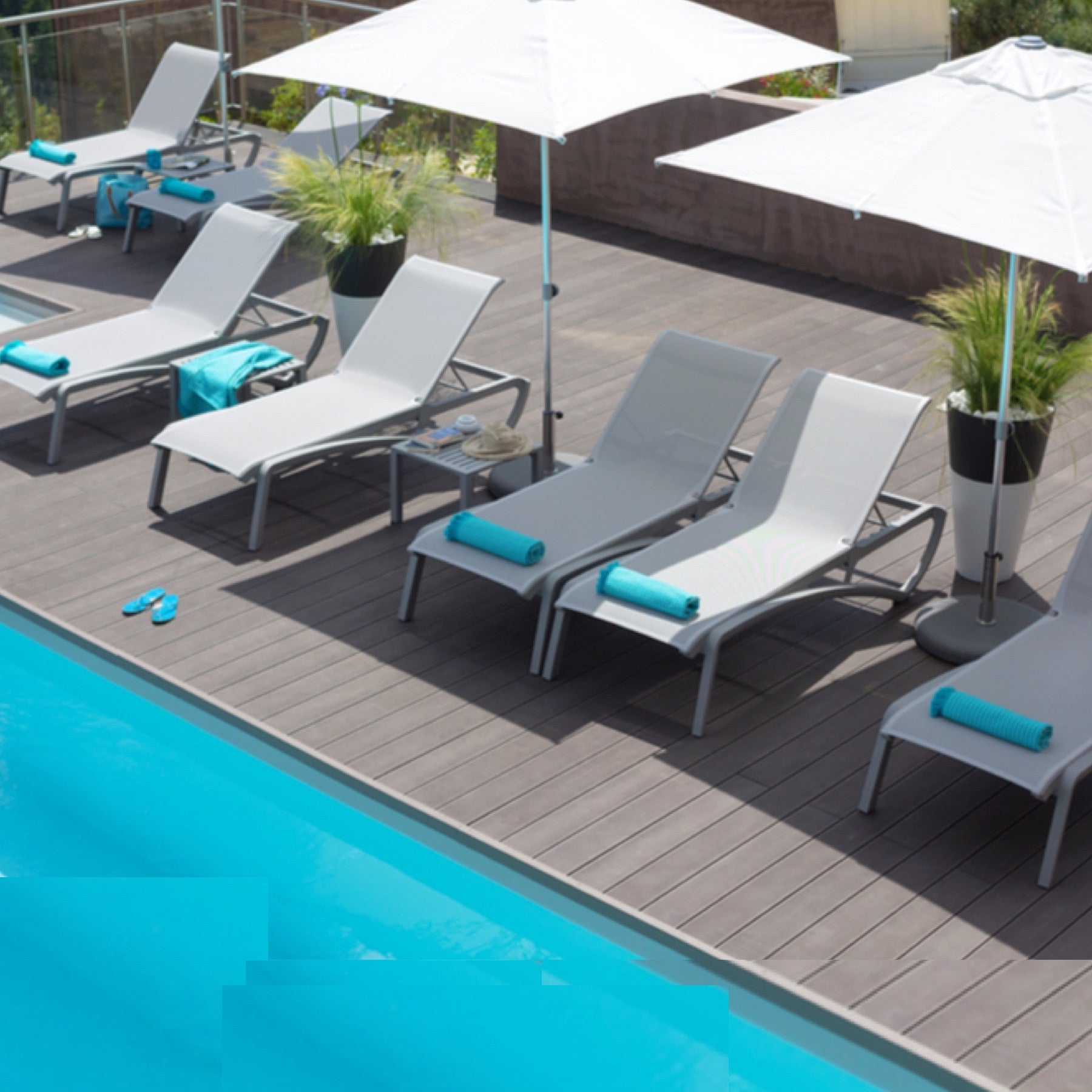 C-TRG10001 Grosfillex® Sunset Collections