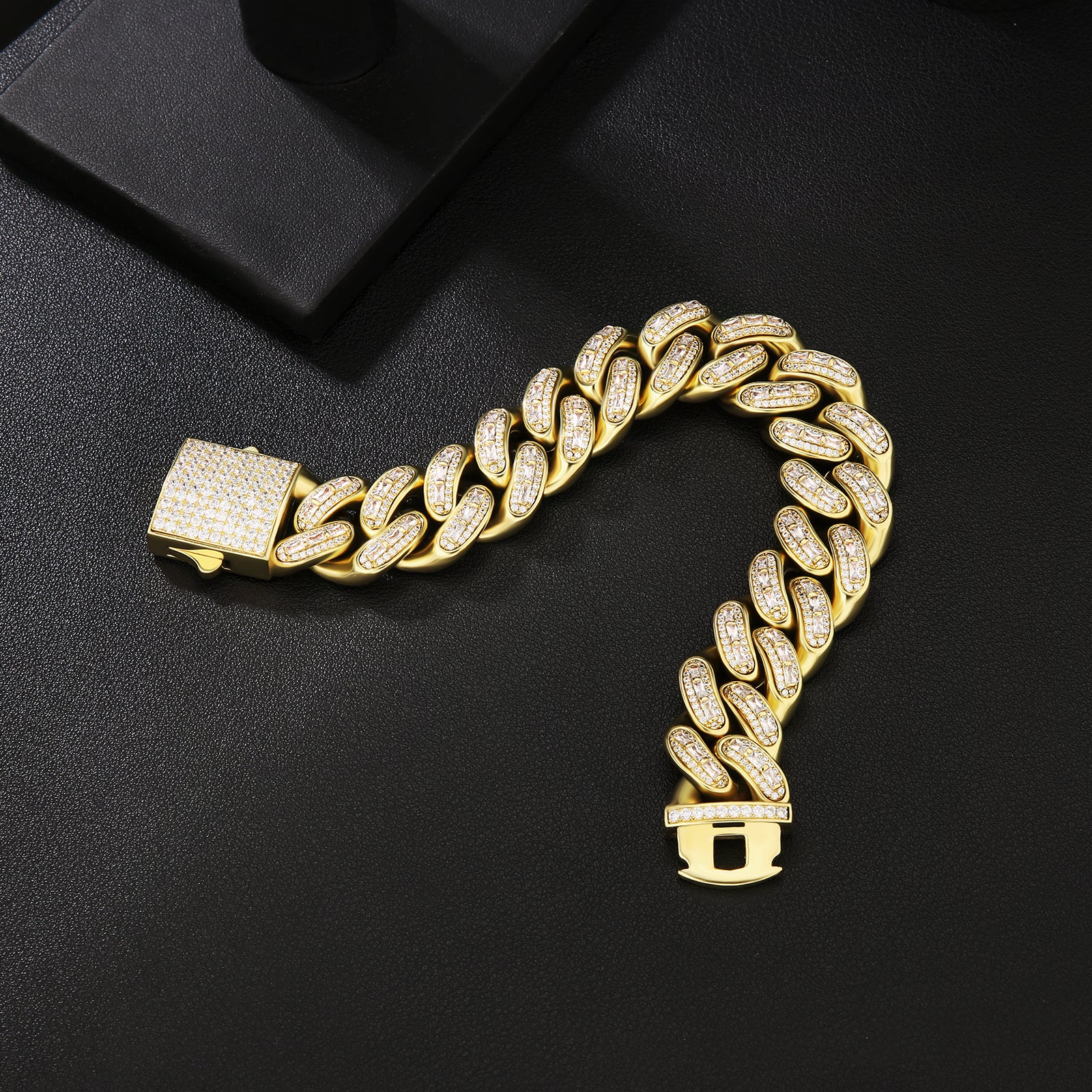 24K Gold Plated 両耳 メンズ CZダイヤ ピアス - アクセサリー