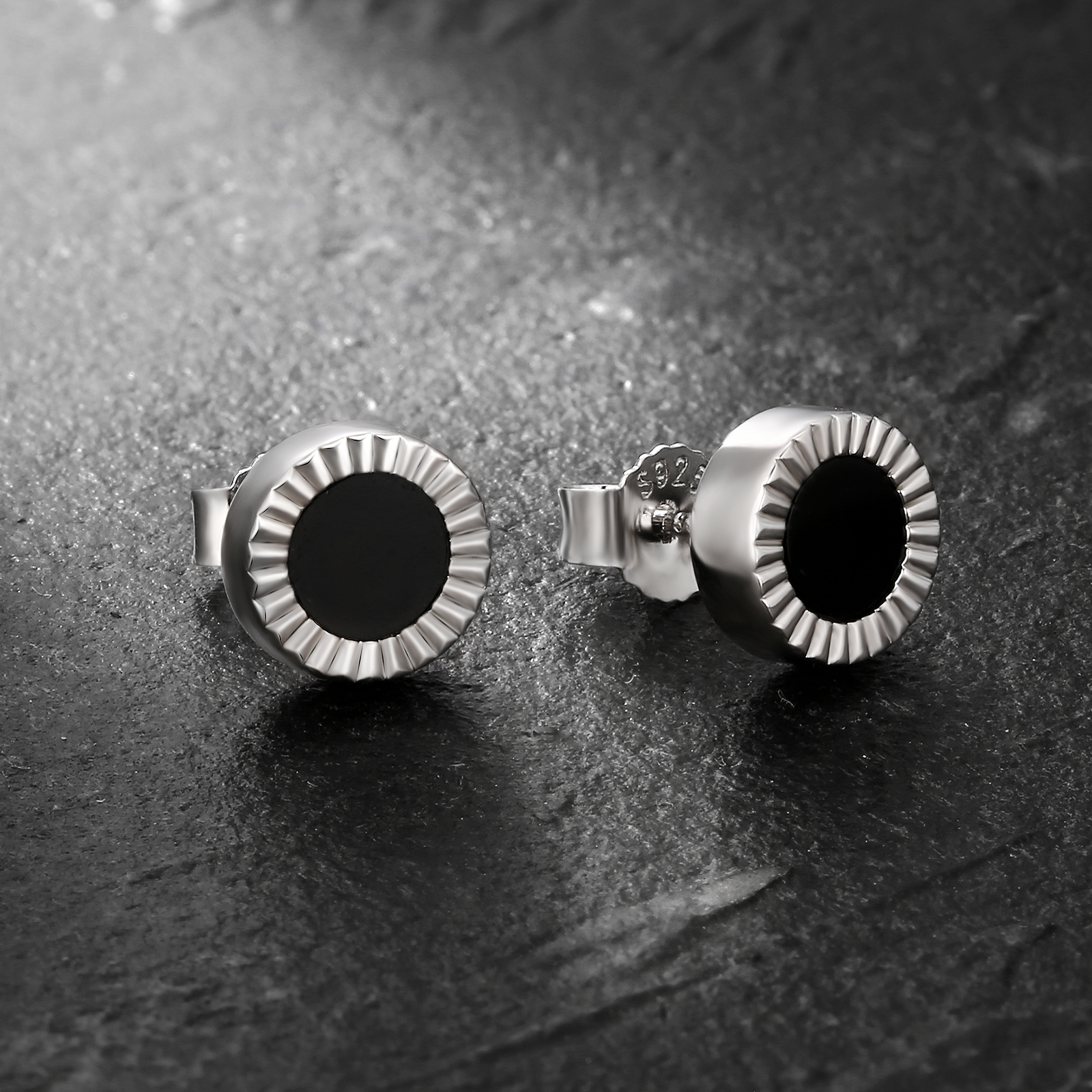 8mm ブラック CZダイヤ スタッド ピアス メンズ シルバー 925 8mm ブラック CZダイヤ スタッド ピアス メンズ シルバー 925