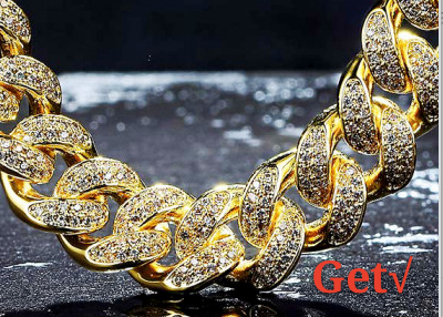 iced out キューバンチェーン